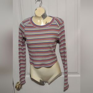 New condition Long eleve shirt for women size small